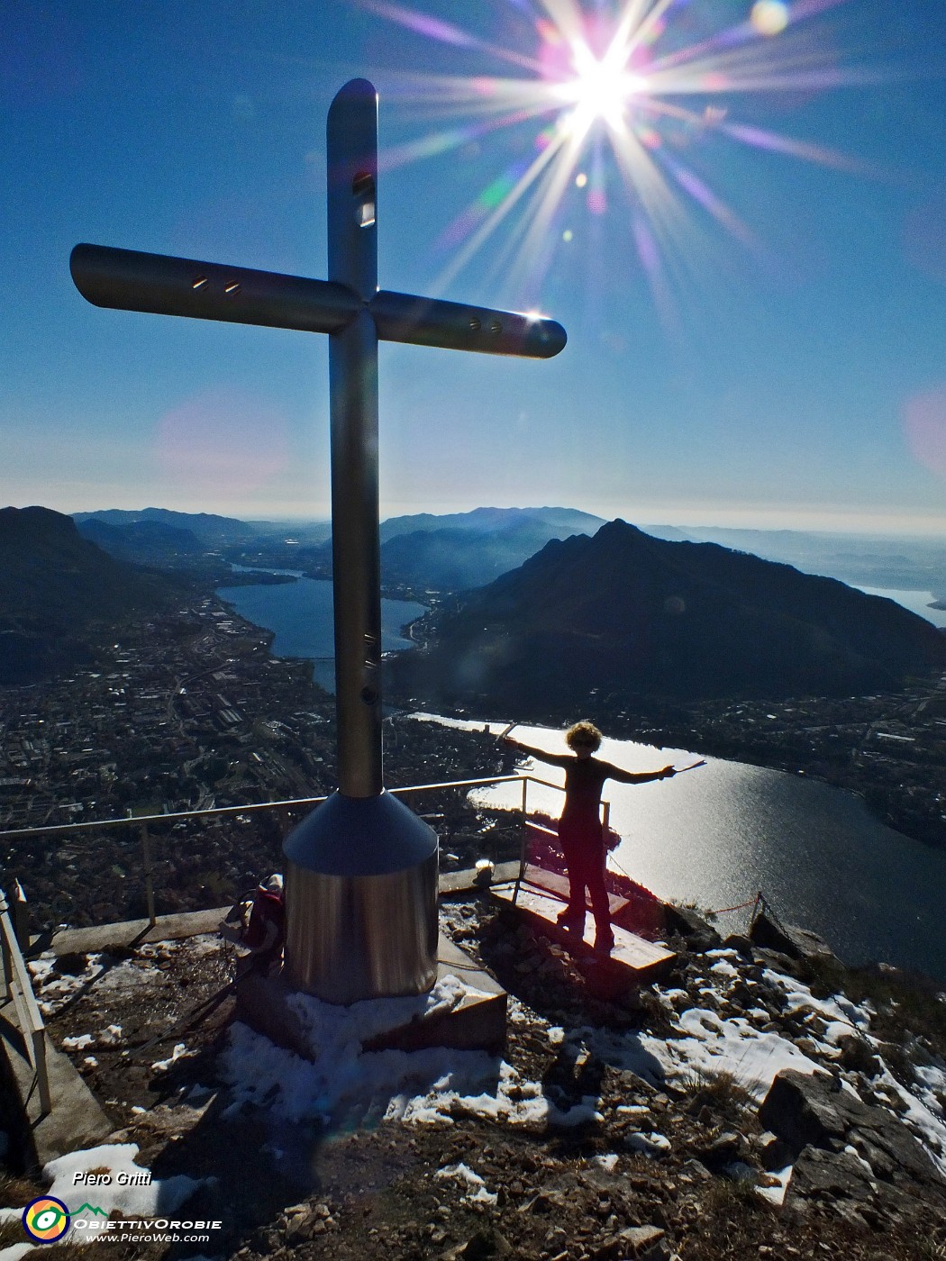 48 Il nuovo Crocione del Monte San Martino (1025 m).JPG